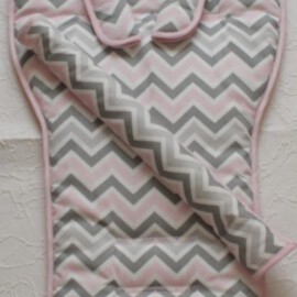 Conjunto a juego para  "Emmaljunga" , ZigZag gris,rosa