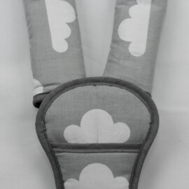 Cubre cinturones para silla de coche "nubes gris"