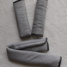 Funda para la barra + cubrecinturones ,cuadros Vichy de color gris/blanco