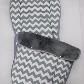 Saco para silla de paseo"Britax" , Zigzag gris  / blanco