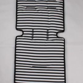 Colchoneta para "Maclaren" , Tela de rayas en color negro/blanco