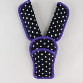 Cubre cinturones con almohadilla ,tela de color negro con estrellas