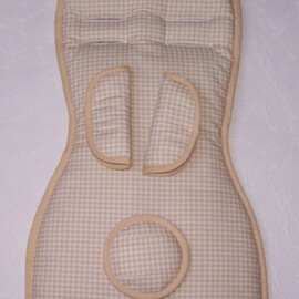 Conjunto a juego para silla de coche,cuadros vichy de color beige