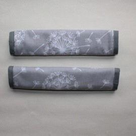 Dos fundas para manillares, diente de león