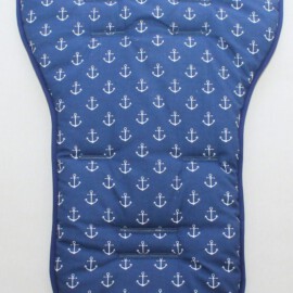 Colchoneta para "Quinny" , Tela color azul con аnclas ,con Nombre bordado