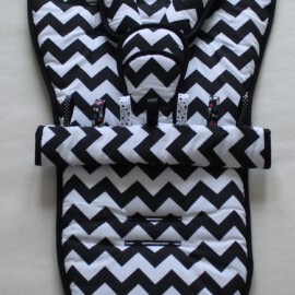 Conjunto a juego para  " Quinny ", “Zig Zag ” de color gris / blanco