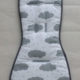 Colchoneta para “Babyzen YoYo” , nubes gris sobre fondo blanco