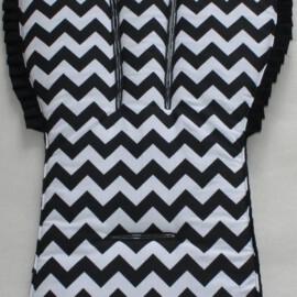 Colchoneta para  "Cybex" , Tela “Zig Zag ” de color negro /blanco