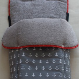 Saco para silla de paseo "TFK"  , color gris con anclas