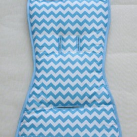Colchoneta para “Babyzen YoYo” , “Zig Zag ” de color azul/blanco