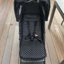Colchoneta para "Maclaren" ,Tela con estrellas color negro